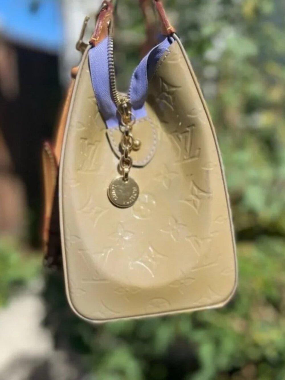 Louis Vuitton purple Brea MM lila monogram Vernis - Picture 3 of 12
